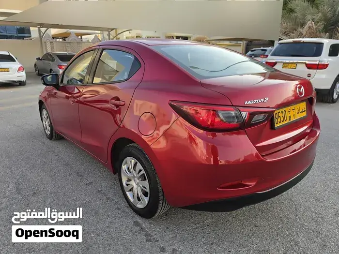 Mazda 2 2016 photo 2