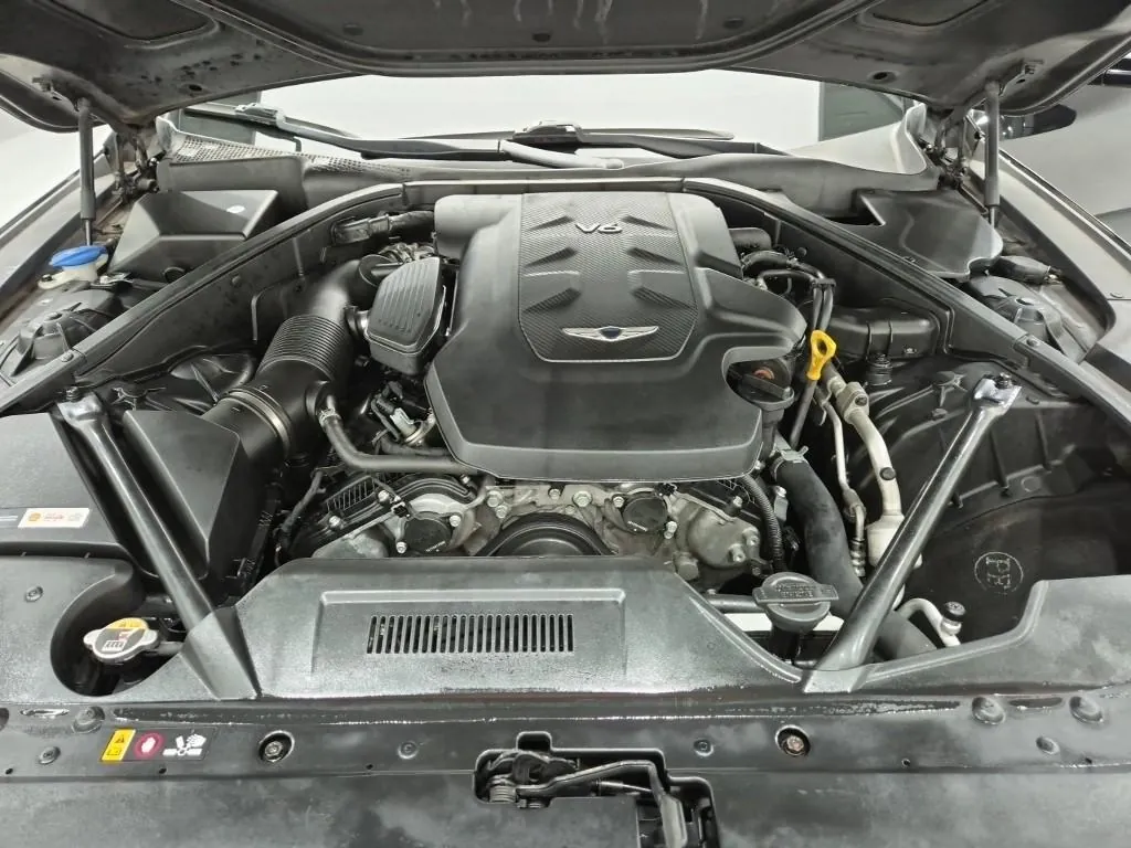 Genesis G80 2017 photo 5