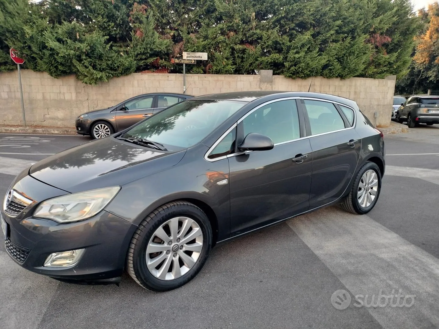 Opel Astra 2011 photo 5