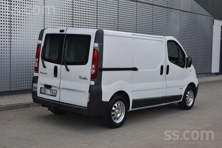 Renault Trafic 2008 photo 2