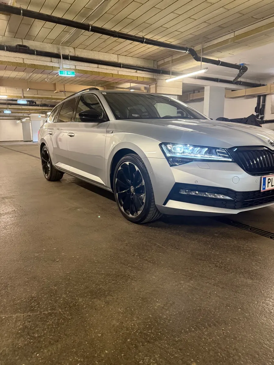 Skoda Superb 2024 photo 2