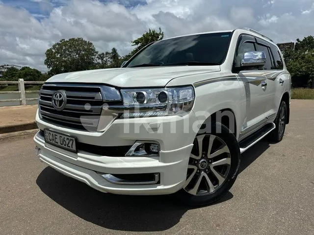 Toyota Land Cruiser Sahara 2014 photo 3
