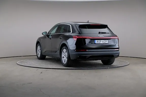 Audi E-Tron 2021 photo 2