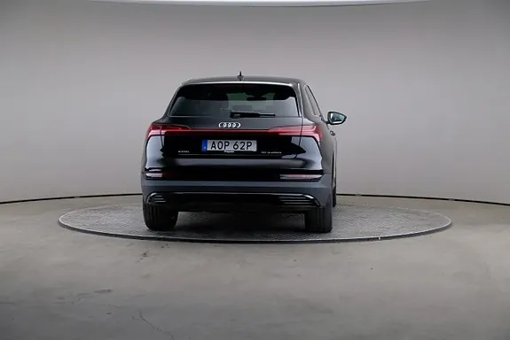 Audi E-Tron 2021 photo 5