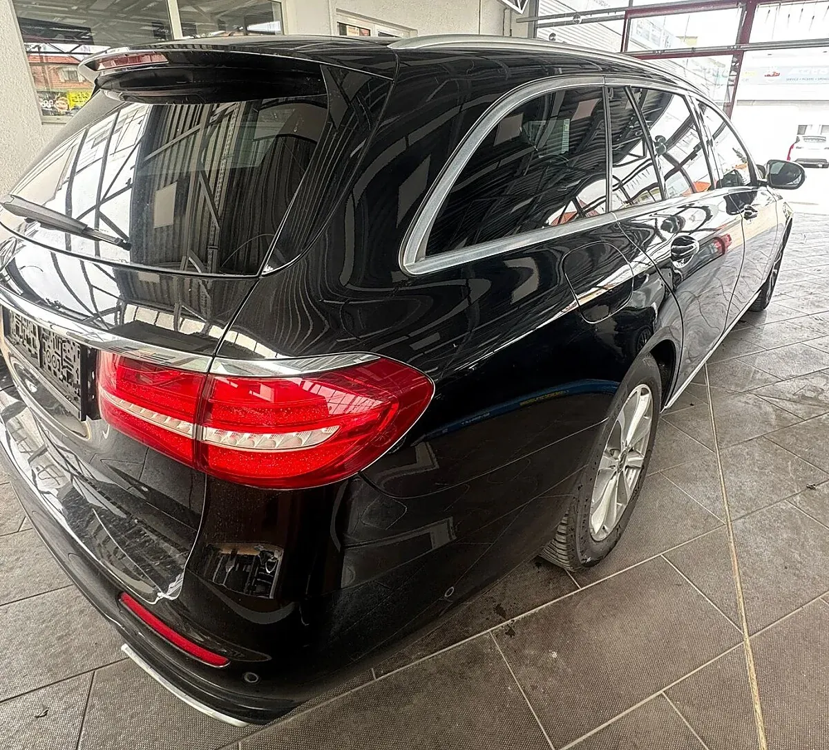 Mercedes-Benz E-Class 2019 photo 3
