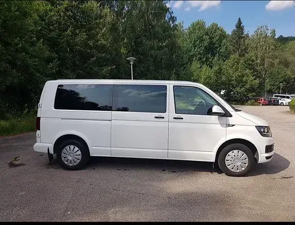 Volkswagen Caravelle 2016 photo 4