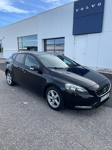 Volvo V40 2015 photo 2