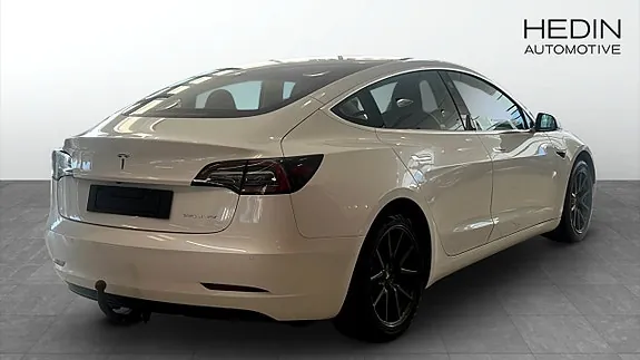Tesla Model 3 2020 photo 2