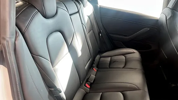 Tesla Model 3 2020 photo 5