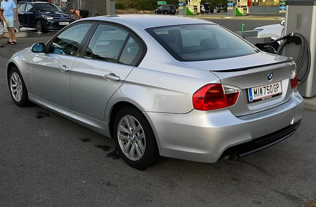 BMW 3 Series 2006 photo 3