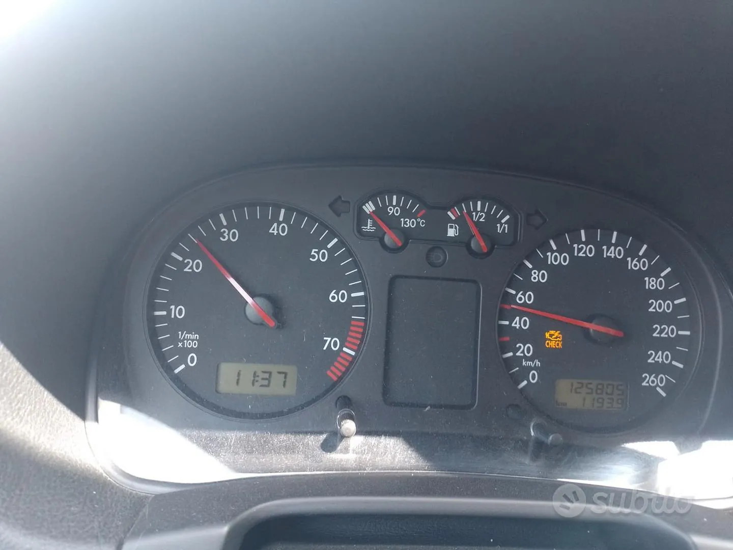 Volkswagen Golf 2001 photo 3