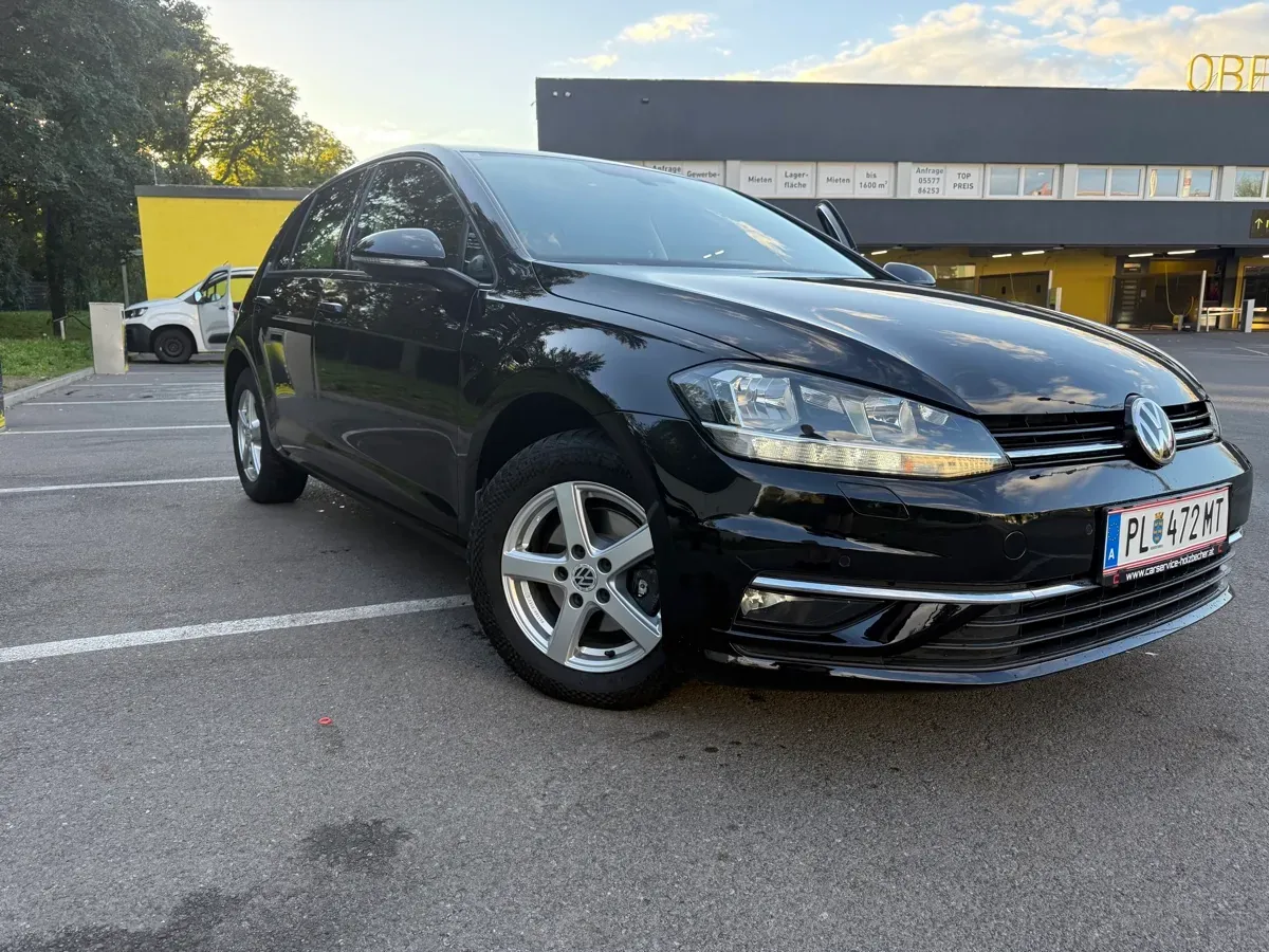 Volkswagen Golf 2019 photo 2