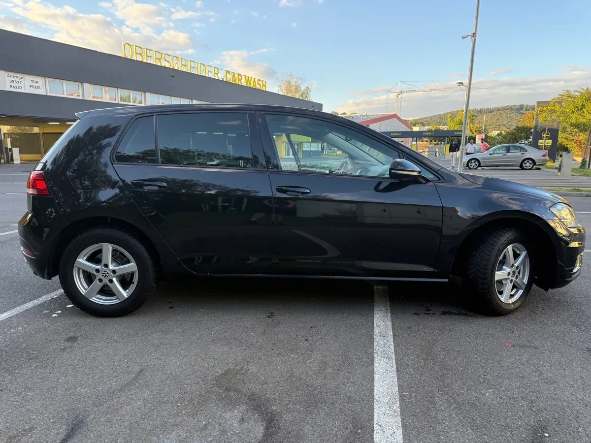 Volkswagen Golf 2019 photo 3