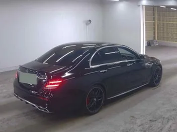 Mercedes-Benz E 63 2017 photo 3