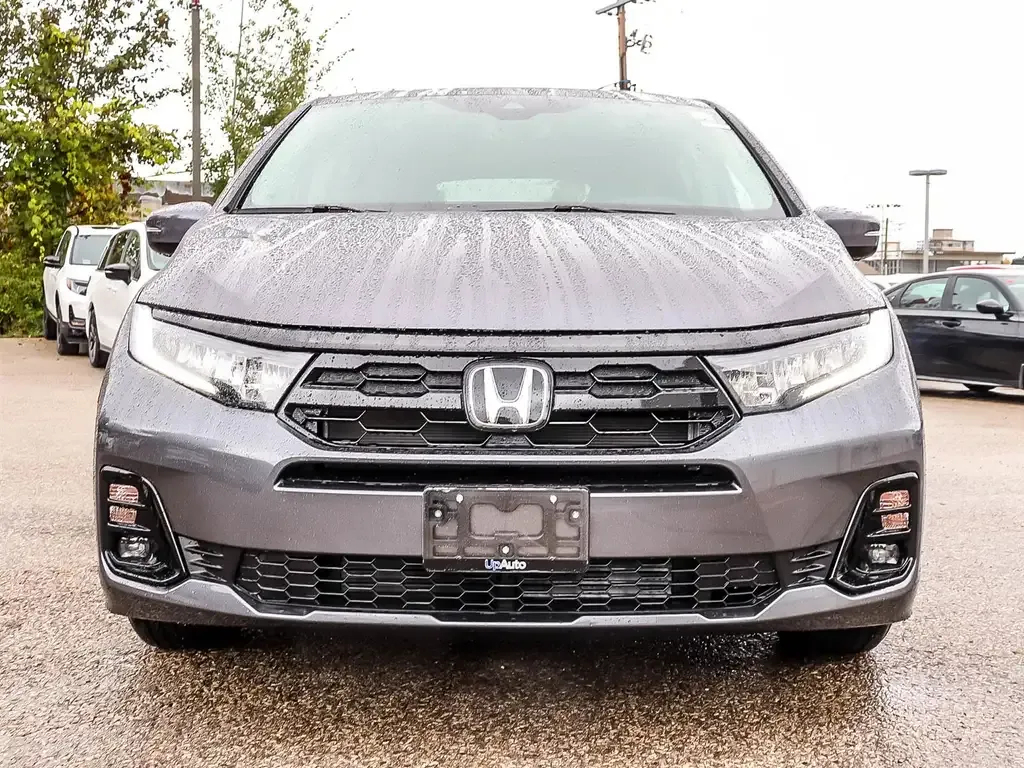 Honda Odyssey 2027 photo 2