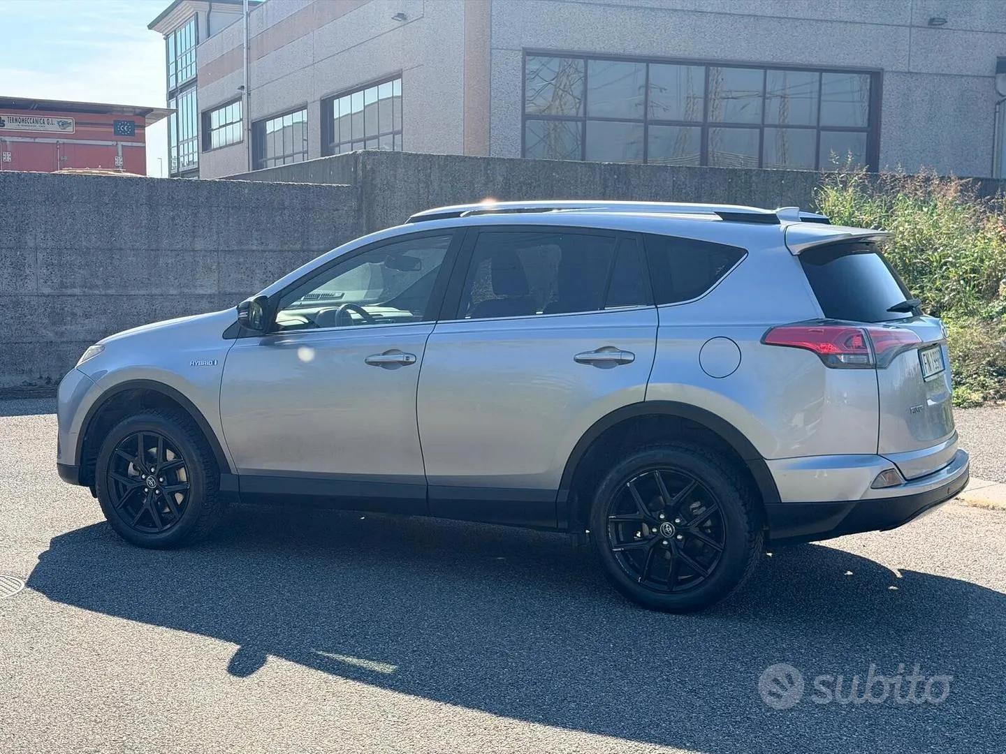 Toyota Rav4 2018 photo 4