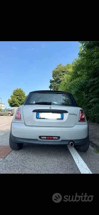 Mini Cooper 2011 photo 3