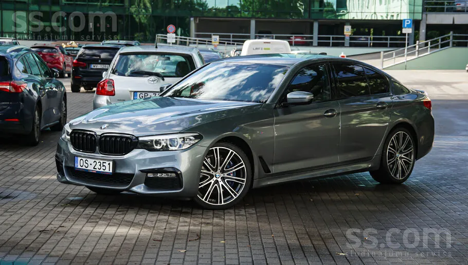 BMW 530I