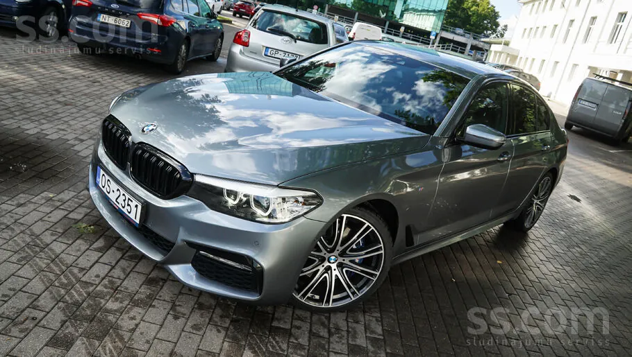BMW 530I 2017 photo 2