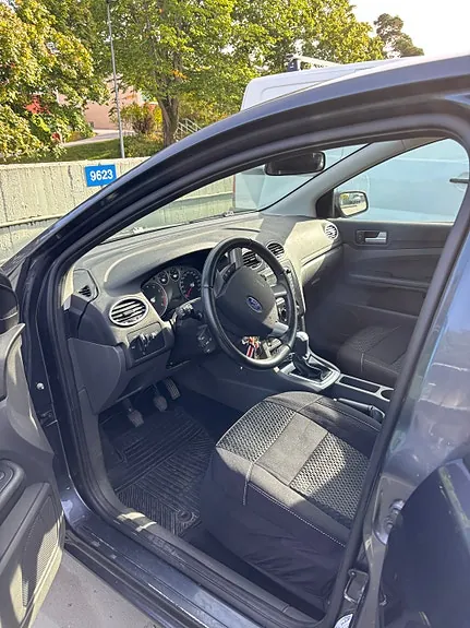 Ford Focus 2008 photo 3