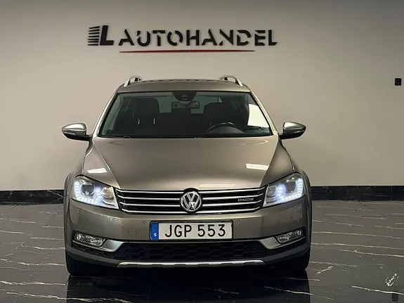 Volkswagen Passat Alltrack 2014 photo 2