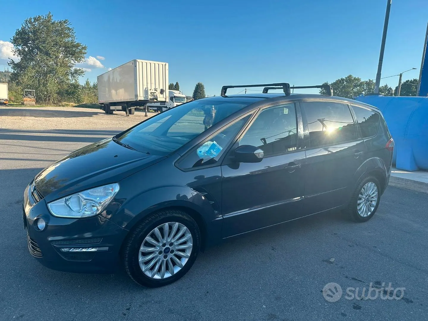 Ford S-Max 2014 photo 5