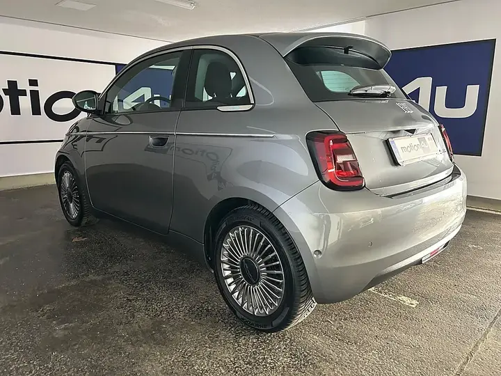 Fiat 500E 2023 photo 2