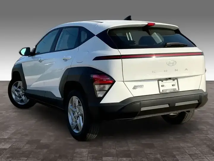 Hyundai Kona 2026 photo 3