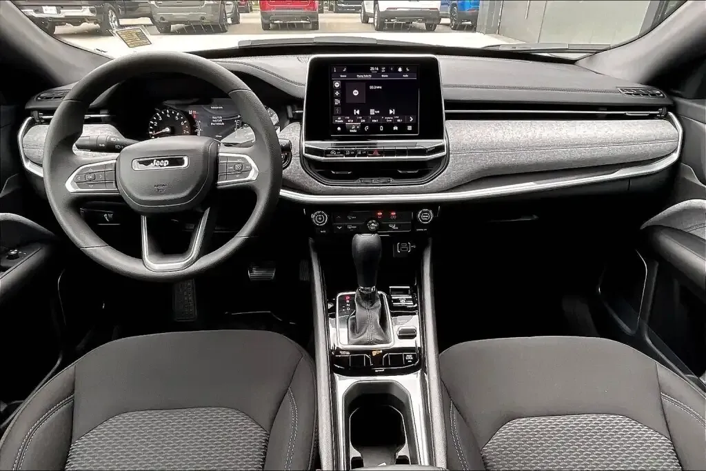 Jeep Compass 2026 photo 5