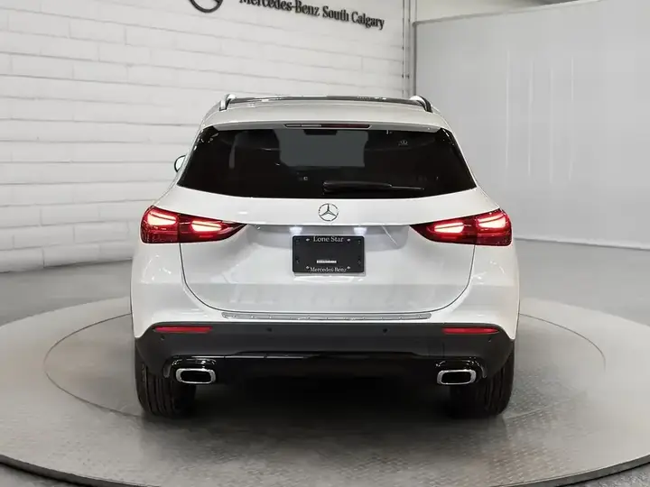 Mercedes-Benz Gla 2026 photo 3