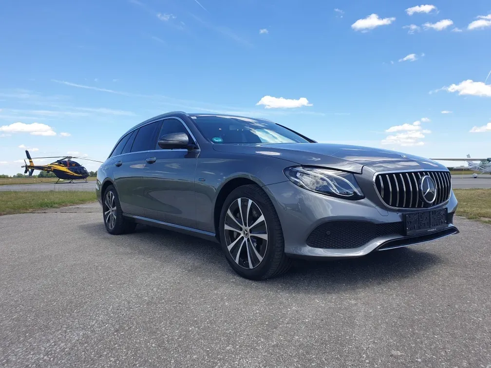 Mercedes-Benz E-Class 2020 photo 3