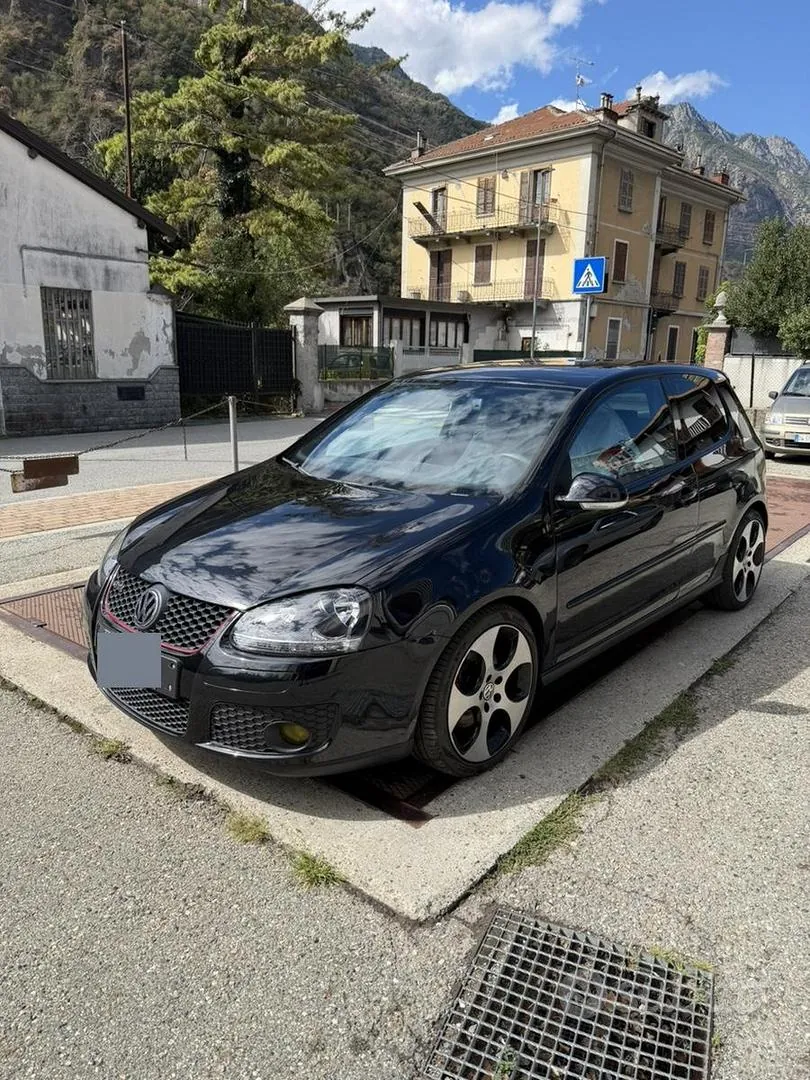 Volkswagen Golf 2005 photo 2