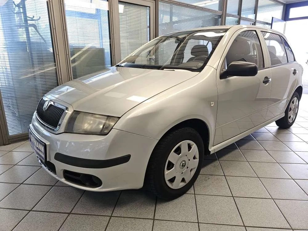 Skoda Fabia 2005 photo 2