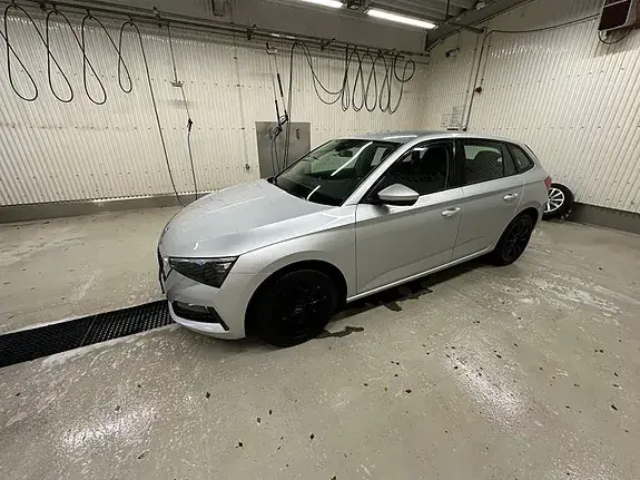 Skoda Scala 2019 photo 2