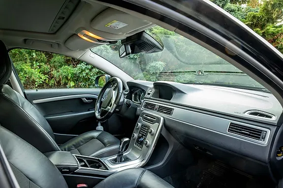 Volvo V70 2016 photo 2