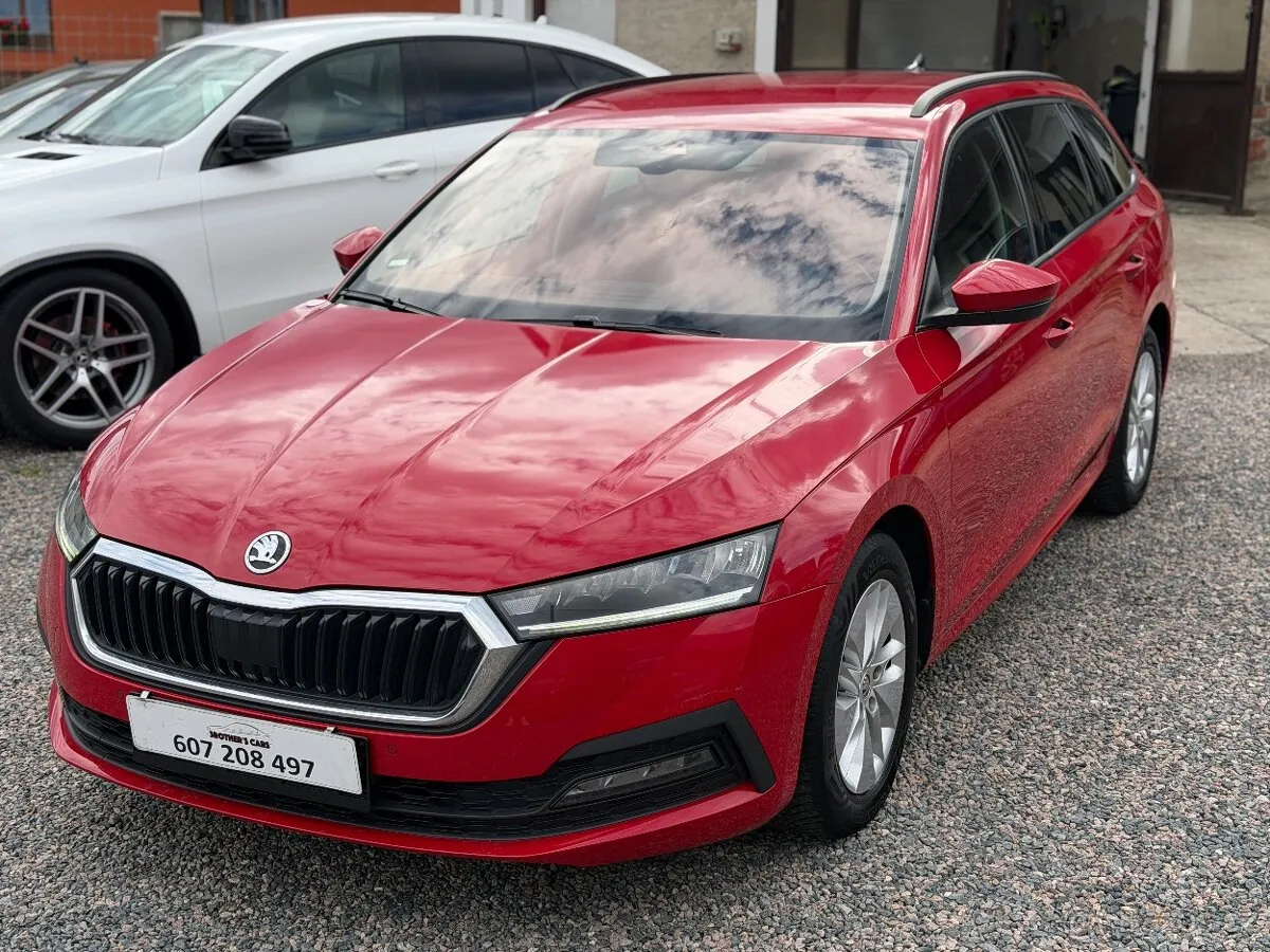 Skoda Octavia Iv 2023 photo 2