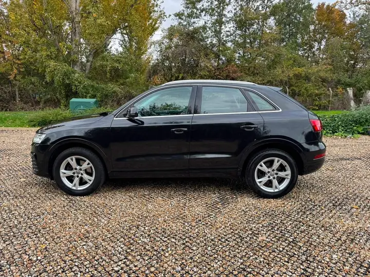 Audi Q3 2016 photo 4