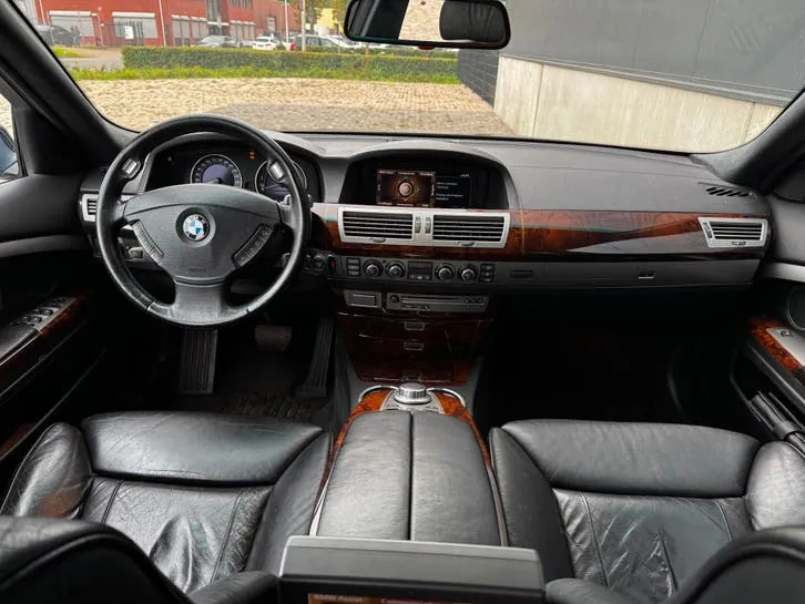 BMW 7-Serie 2006 photo 3