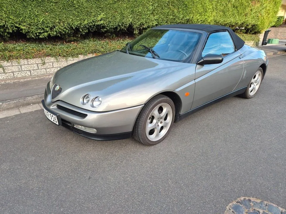 Alfa Romeo Spider