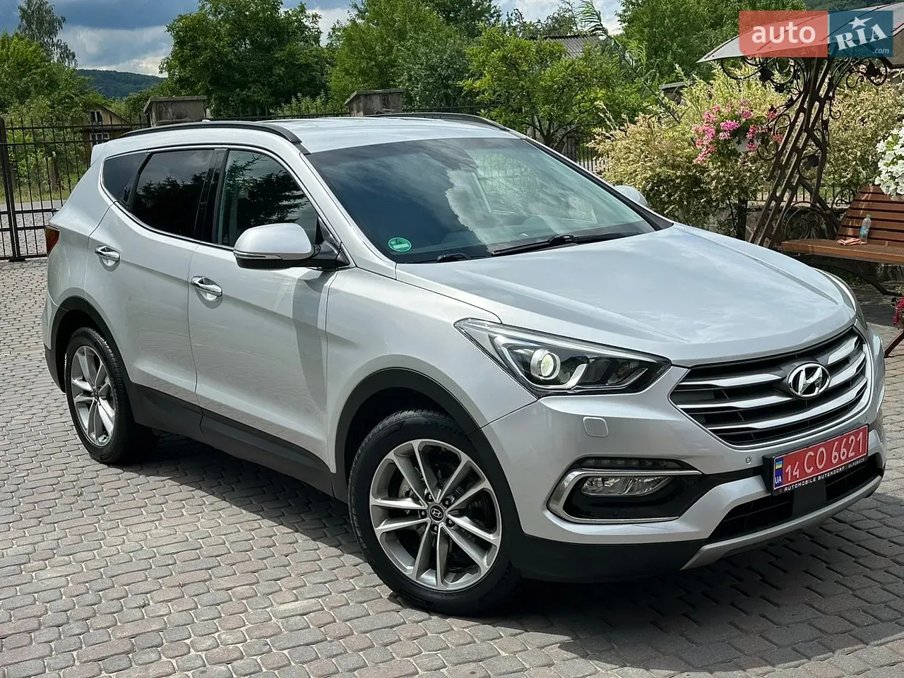 Hyundai Santa Fe 2016 photo 4
