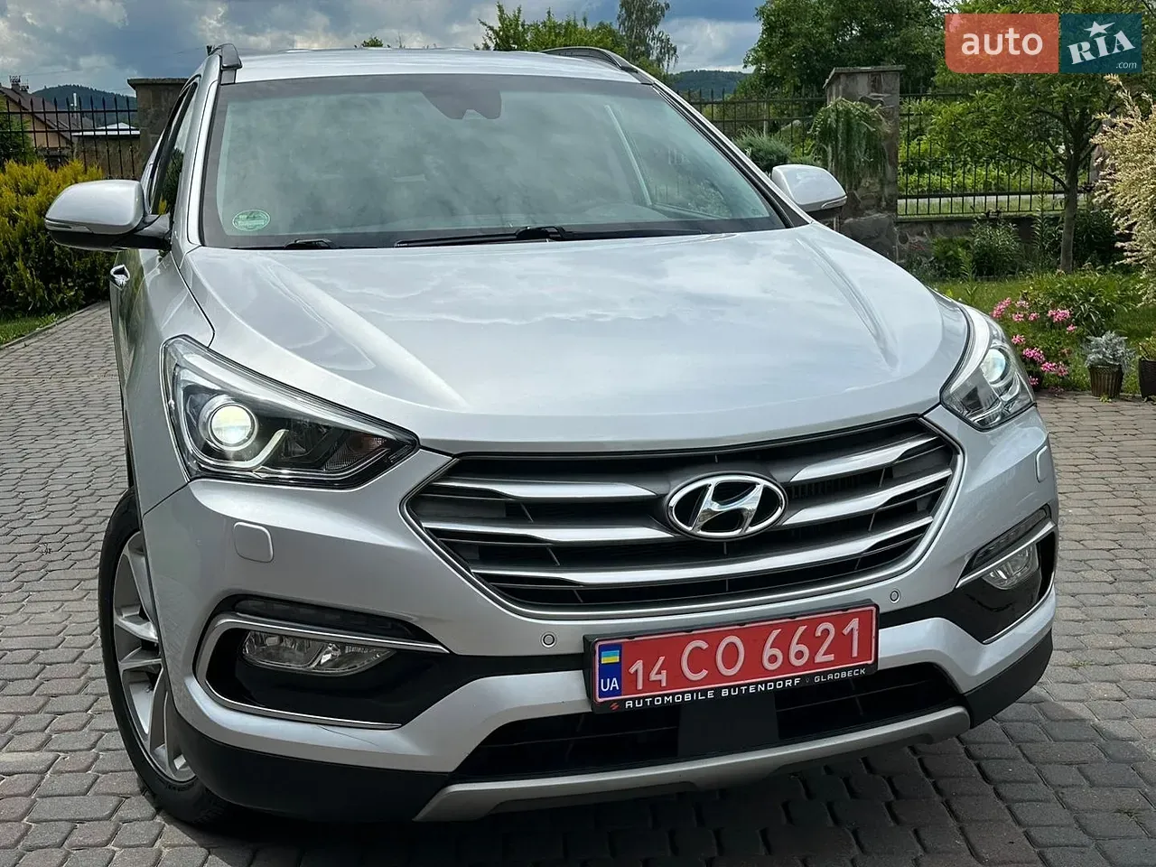 Hyundai Santa Fe 2016 photo 2