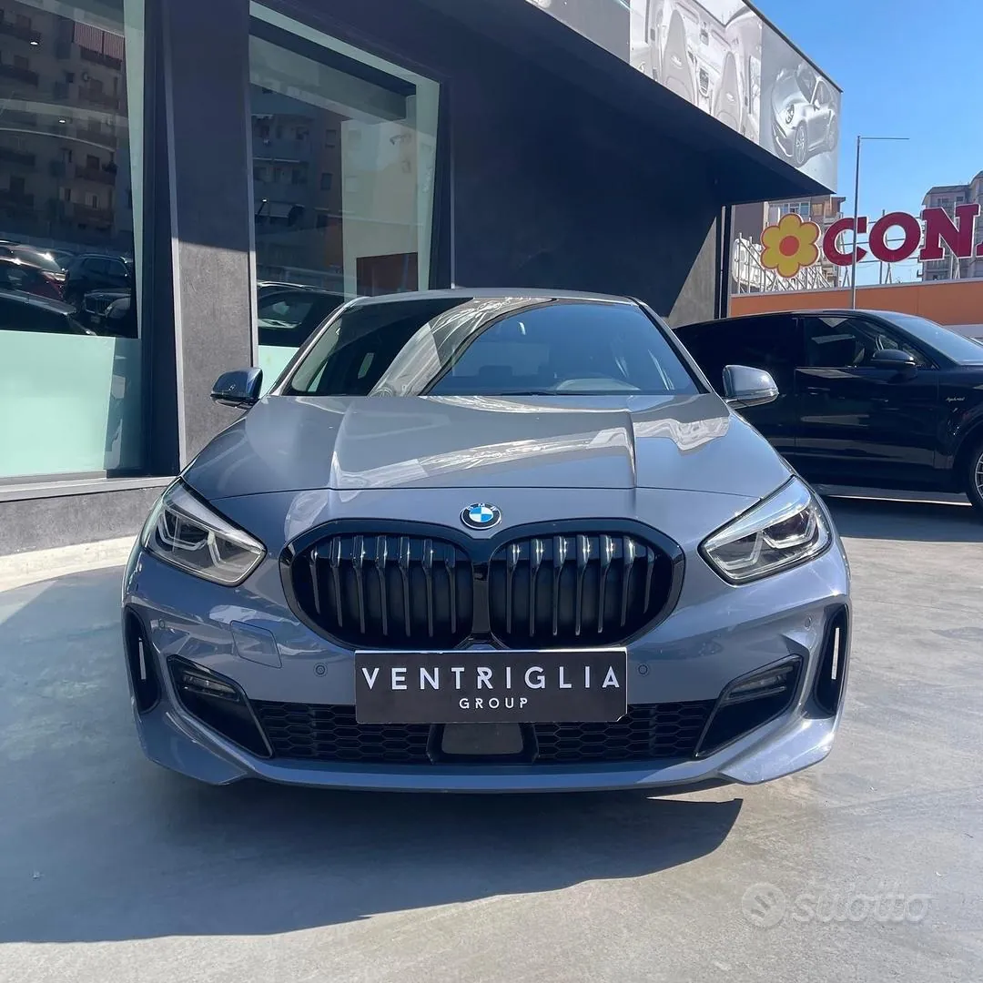 BMW 118 2024 photo 2