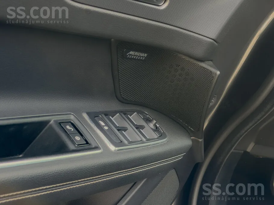 Jaguar Xf 2016 photo 5
