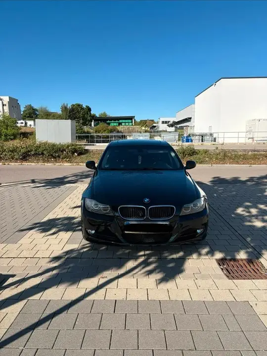 BMW 320I