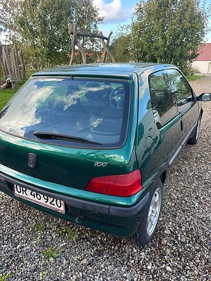 Peugeot 106