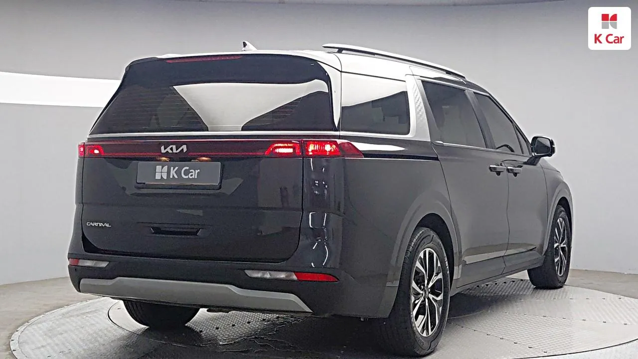 Kia Carnival 2023 photo 4