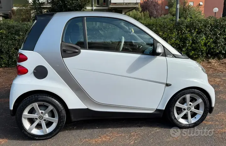 Smart Fortwo 2008 photo 4