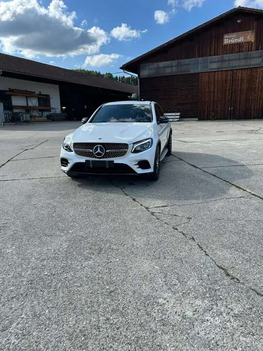 Mercedes-Benz Glc 2018 photo 3