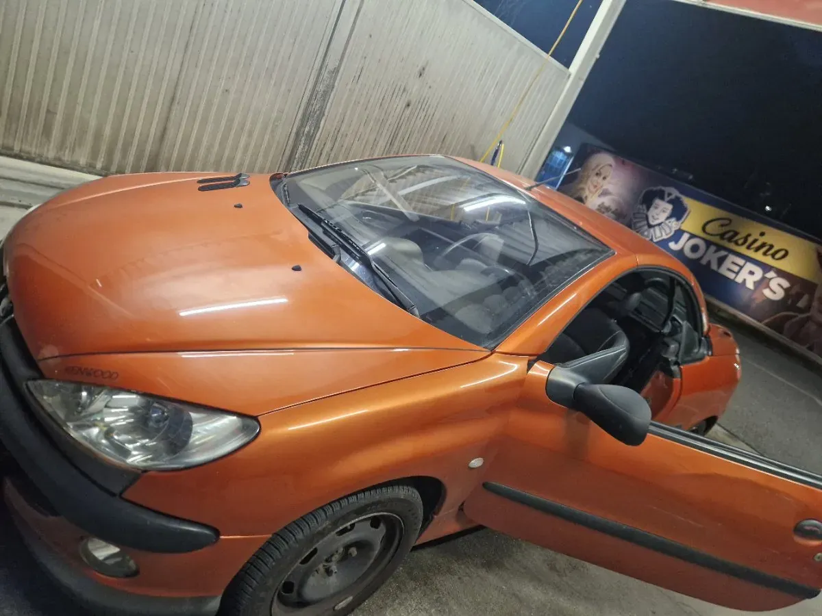 Peugeot 206 2000 photo 3