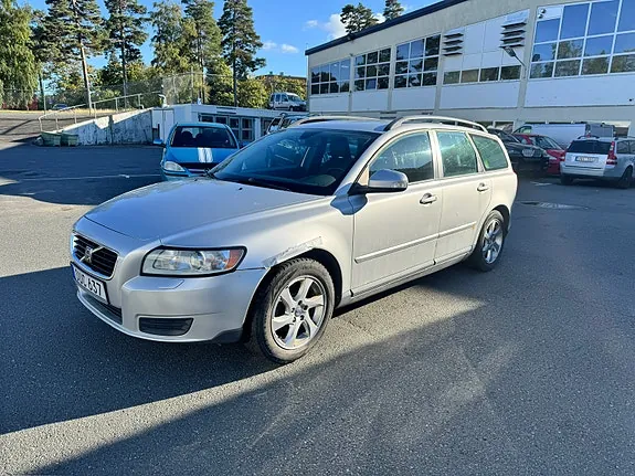 Volvo V50 2010 photo 2